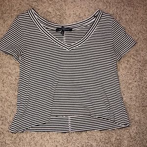 Black and white cropped shirt